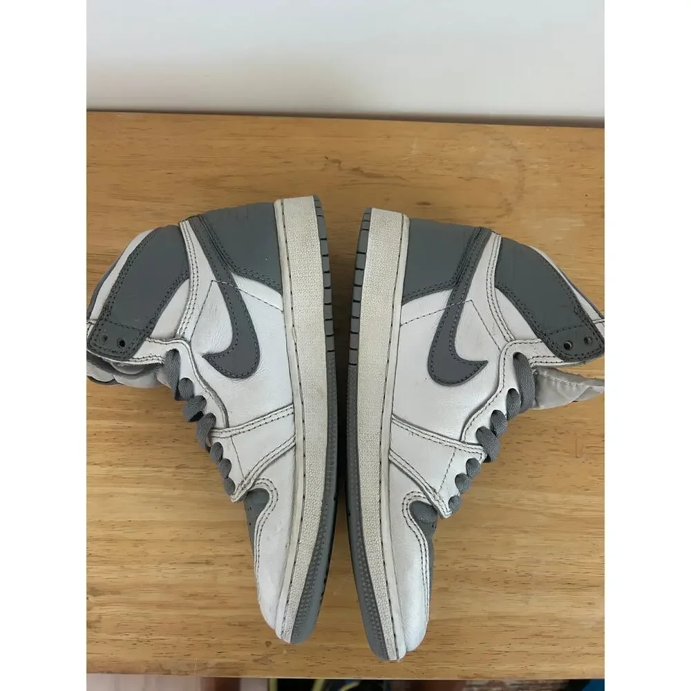 Nike Air Jordan 1 Retro High OG Stealth GS Size 4Y Shoes 575441-037 White Grey